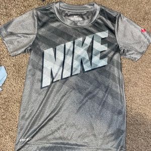 Boys Nike Dri-Fit Shirt Size 6
